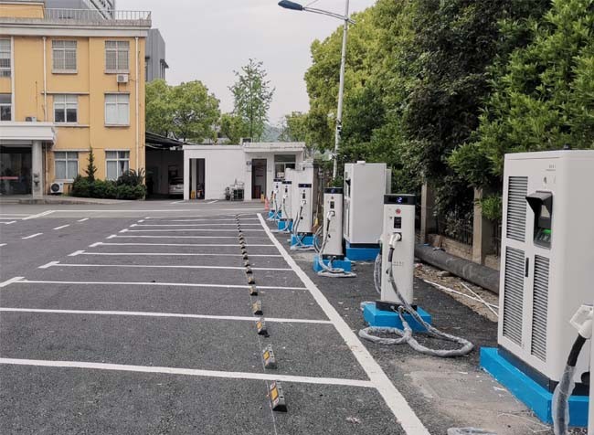 Dernière affaire concernant Stations de charge rapides publiques d'EV